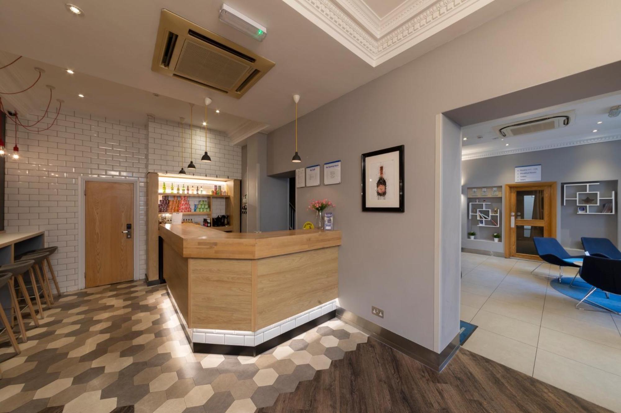 Express Victoria By Ihg