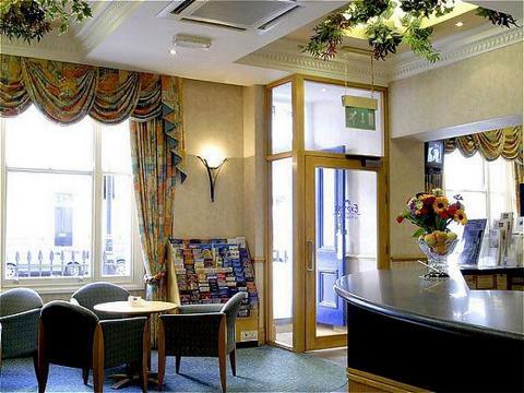Hotel Express Victoria By Ihg 3*